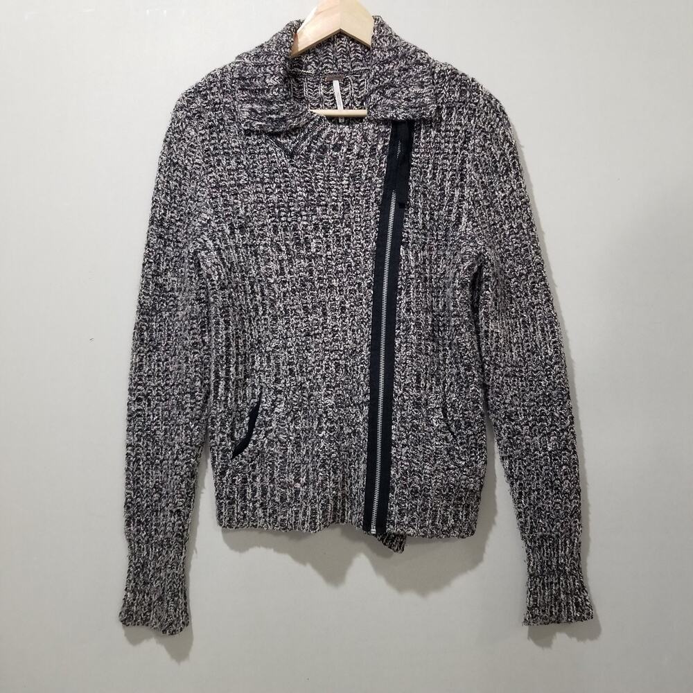 Free People Sweater Size Medium Ribbed Knit Asymmetrical Zipper Moto Jacket
